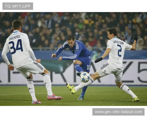 波尔图大卫卡尔莫头球提升比分优势